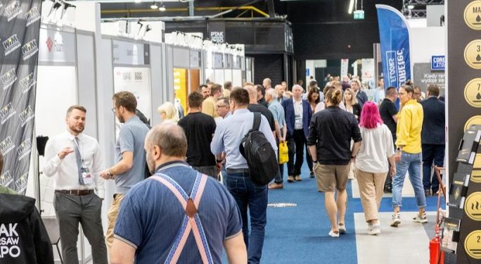 Wydarzenia skierowane do profesjonalistów branży podłogowej.